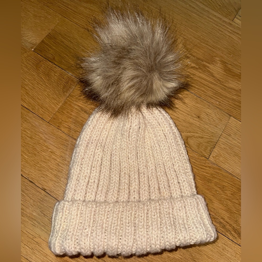 Cream Knit Pom Pom Beanie Hat